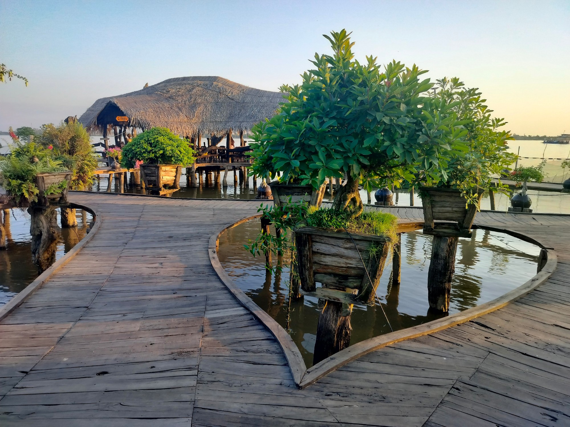 Cồn Én - Hành trình sông nước